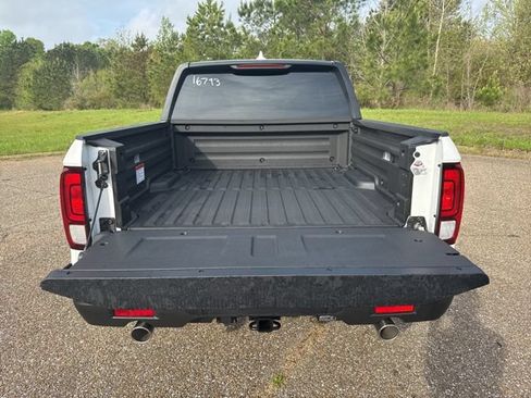 New 2026 Honda Ridgeline Sport image 10