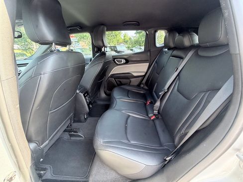 Used 2025 Jeep Compass Limited AWD/4WD image 26