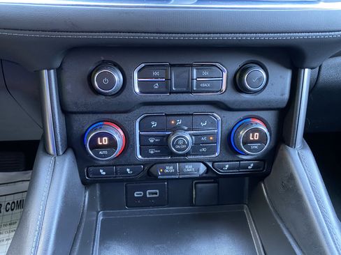 Used 2023 Chevrolet Tahoe LT AWD/4WD image 29