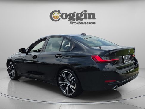 Certified 2023 BMW 330i Sedan w/ Premium Package RWD image 3