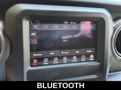 Used 2023 Jeep Wrangler Sport AWD/4WD image 13