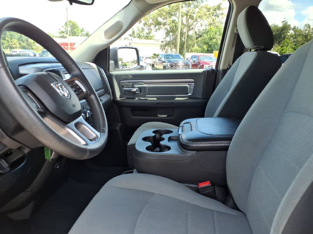Used 2022 RAM 1500 Classic SLT AWD/4WD image 24