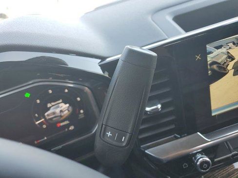 New 2026 GMC Sierra 1500 SLE image 25