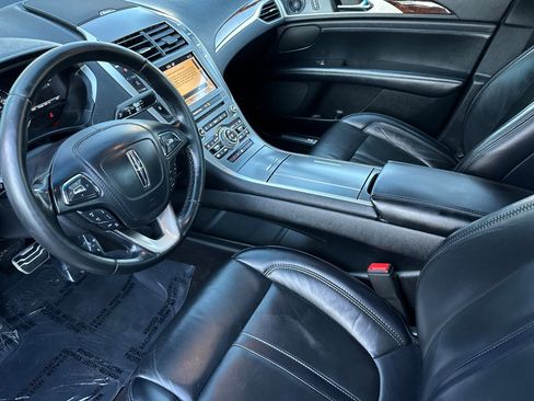 Used 2019 Lincoln MKZ Reserve w/ Reserve Plus Package image 9