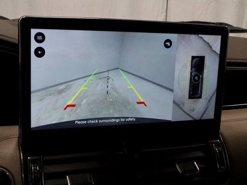 Used 2023 Lincoln Navigator Reserve w/ Equipment Group 201A image 2