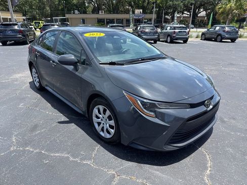 Used 2023 Toyota Corolla LE FWD image 4