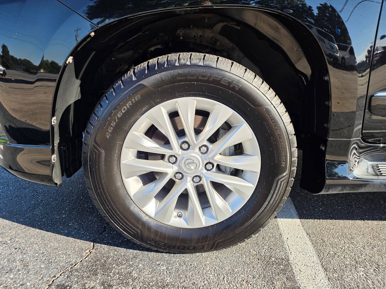 Used 2015 Lexus GX 460 w/ Premium Package AWD/4WD image 10