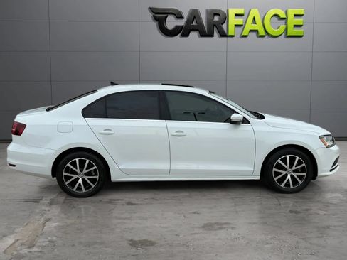 Used 2017 Volkswagen Jetta SE FWD image 14
