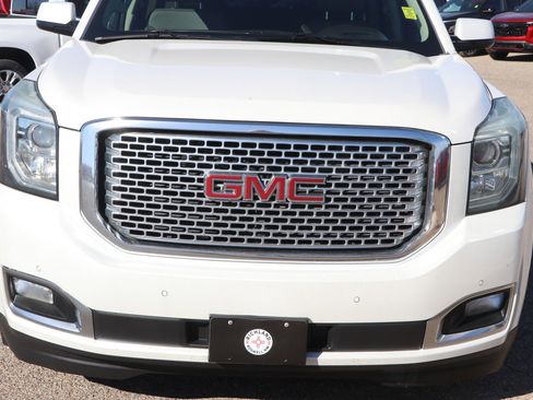 Used 2017 GMC Yukon XL Denali w/ Open Road Package image 2