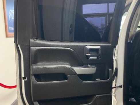 Used 2015 Chevrolet Silverado 2500 LTZ w/ Duramax Plus Package image 9