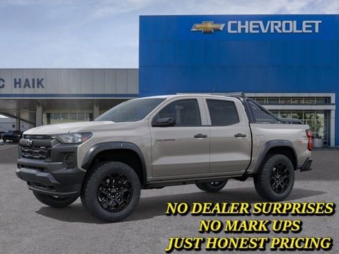 New 2026 Chevrolet Colorado Trail Boss AWD/4WD image 2