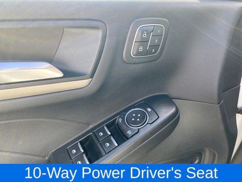 Used 2022 Ford Escape SEL w/ Technology Package FWD image 16