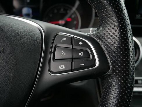 Used 2019 Mercedes-Benz GLC 300 4MATIC image 20