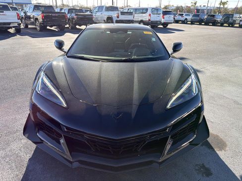 Used 2024 Chevrolet Corvette Z06 w/ Z07 Performance Package image 8