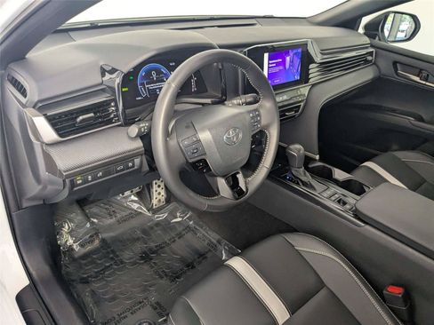 Certified 2025 Toyota Camry SE FWD image 12