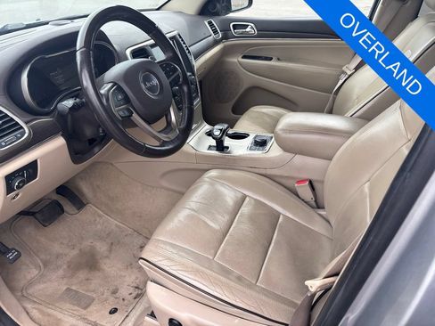 Used 2015 Jeep Grand Cherokee Overland AWD/4WD image 5