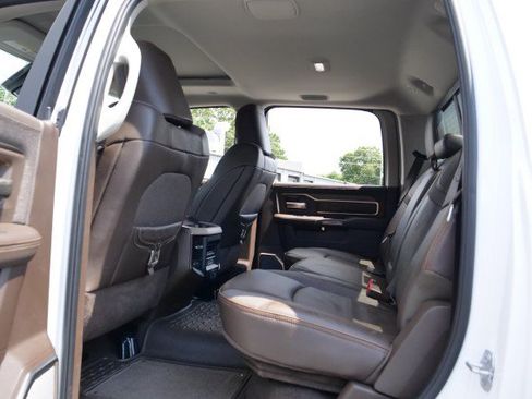 Used 2026 RAM 3500 Longhorn AWD/4WD image 31