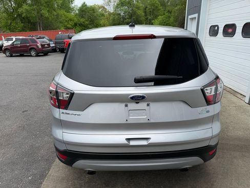 Used 2017 Ford Escape SE AWD/4WD image 5