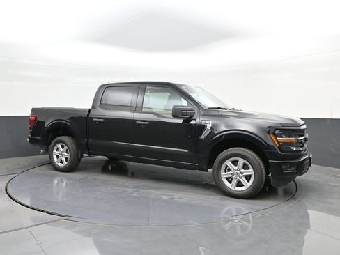 New 2026 Ford F150 XLT w/ Equipment Group 301A Standard RWD image 13