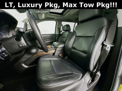 Used 2018 Chevrolet Suburban LT image 23