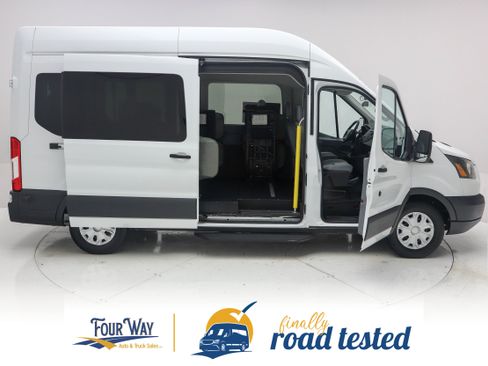 Used 2017 Ford Transit 350 XL RWD image 5
