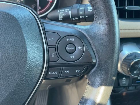 Used 2022 Toyota RAV4 Limited w/ Limited Grade Weather Package AWD/4WD image 15