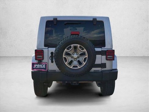 Used 2014 Jeep Wrangler Unlimited Rubicon w/ Connectivity Group AWD/4WD image 6