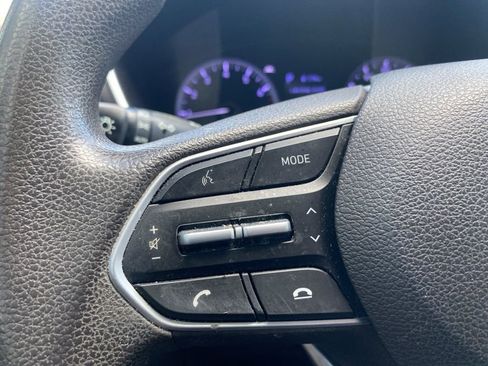 Used 2020 Hyundai Santa Fe SE image 24