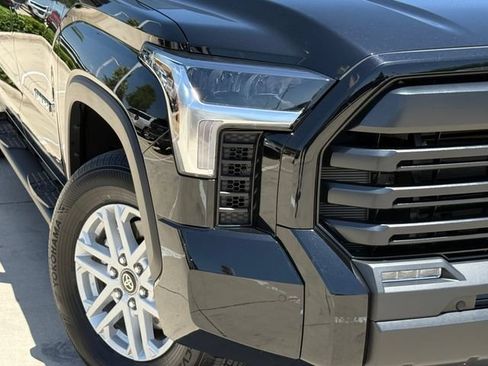Used 2026 Toyota Tundra SR5 w/ SR5 Convenience Package AWD/4WD image 3