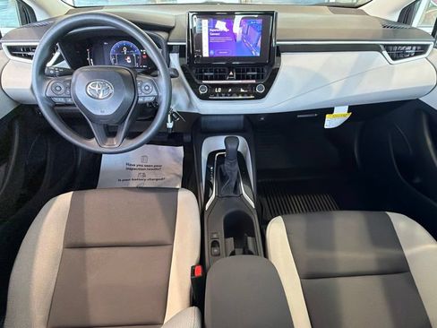 Certified 2026 Toyota Corolla LE FWD image 30