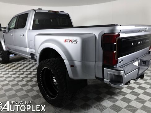 Used 2023 Ford F450 Limited w/ FX4 Off-Road Package image 9