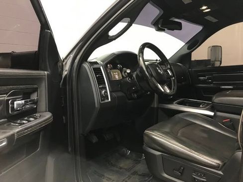 Used 2016 RAM 3500 Laramie Longhorn AWD/4WD image 9