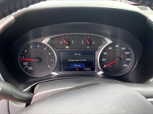 Used 2019 Chevrolet Equinox LT FWD image 25
