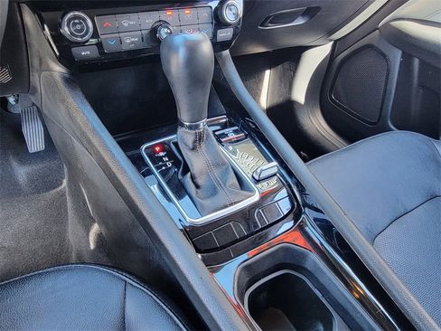 Used 2022 Jeep Compass Limited image 14