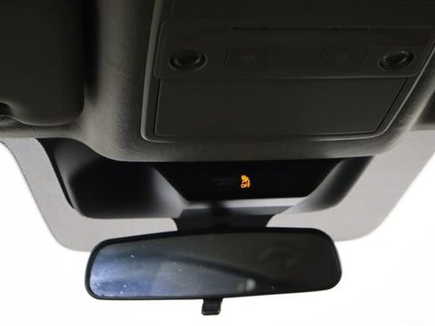 Used 2025 Nissan Kicks SR FWD image 14