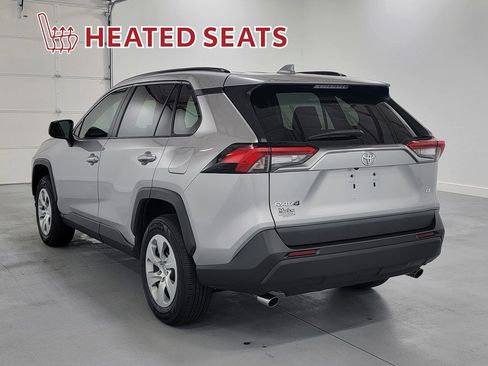 Used 2021 Toyota RAV4 LE image 7