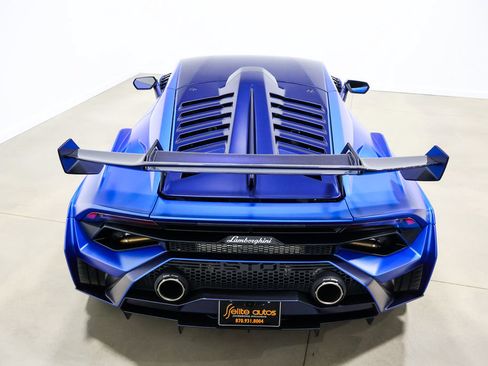 Used 2023 Lamborghini Huracan STO RWD image 91