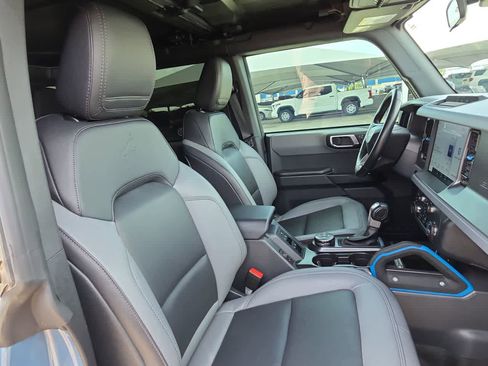 Used 2024 Ford Bronco Black Diamond AWD/4WD image 18
