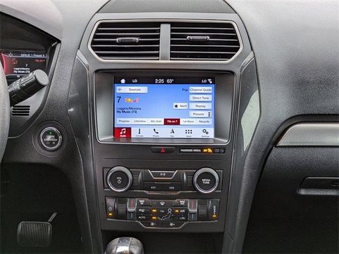 Used 2019 Ford Explorer XLT w/ Equipment Group 201A image 21