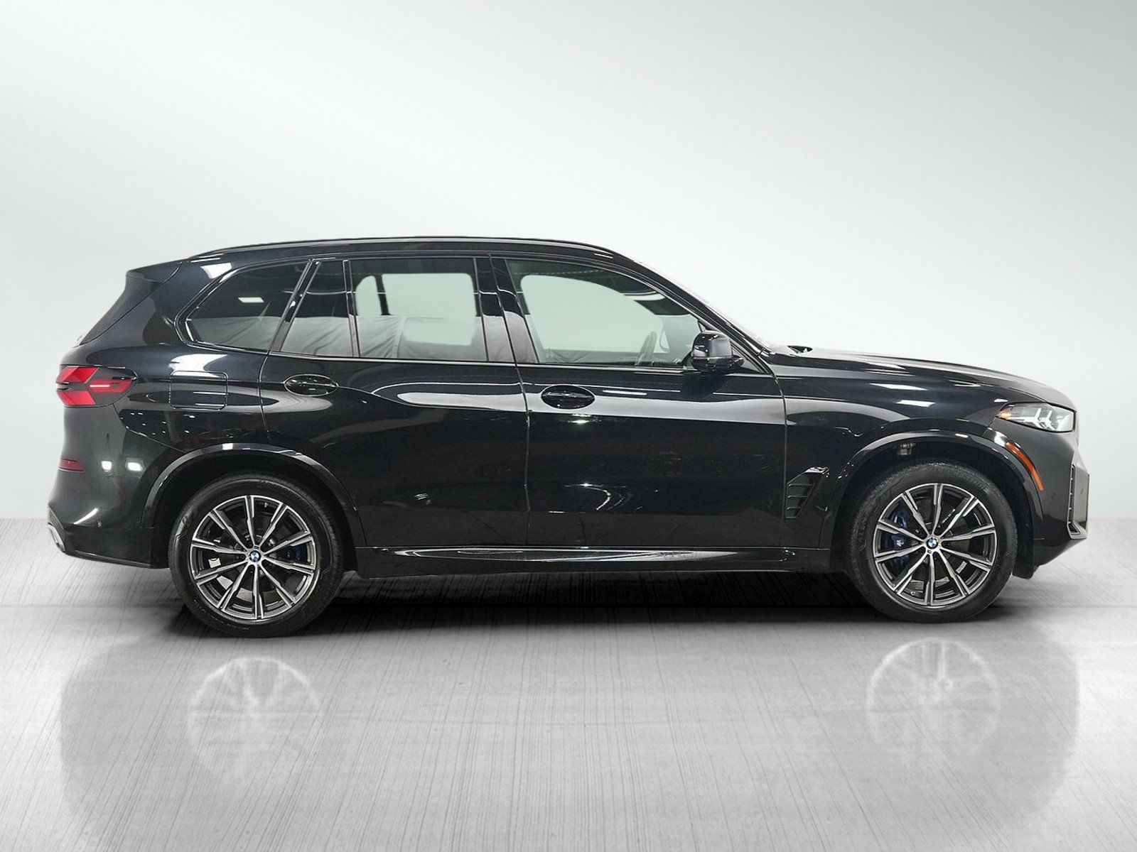 Used 2024 BMW X5 xDrive40i AWD/4WD image 6