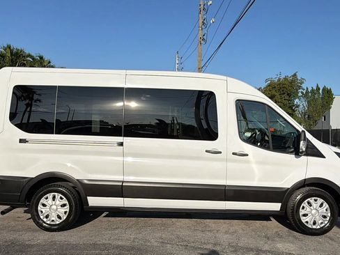 Used 2024 Ford Transit 350 XLT RWD image 4