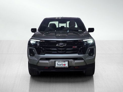 Used 2024 Chevrolet Colorado Z71 w/ LPO, Dark Essentials Package AWD/4WD image 2