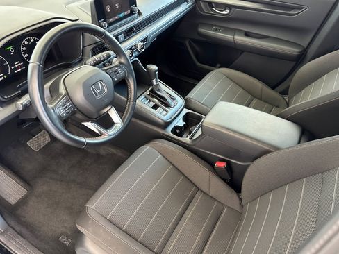 Used 2025 Honda CR-V Sport image 4