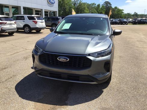 Certified 2025 Ford Escape Active FWD image 5