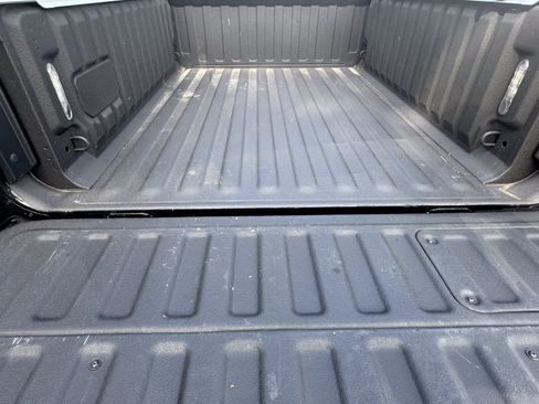 Used 2025 RAM 1500 Limited w/ Trailer Tow Group AWD/4WD image 21