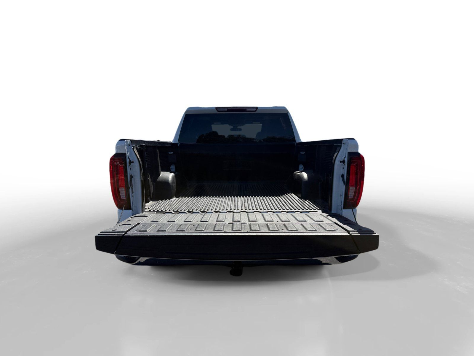 Used 2025 GMC Sierra 1500 SLT RWD image 17