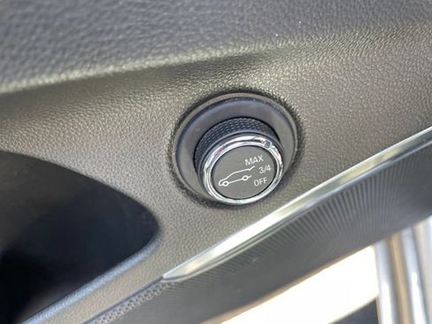 Used 2023 Buick Enclave Essence w/ Experience Buick Package AWD/4WD image 8
