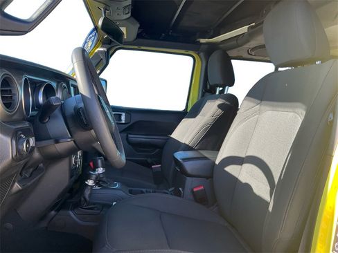 Used 2023 Jeep Wrangler Unlimited Sport image 23