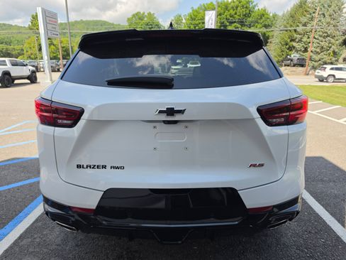 Used 2023 Chevrolet Blazer RS w/ Driver Confidence II Package AWD/4WD image 4