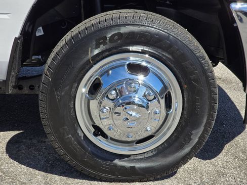 New 2026 RAM 3500 Tradesman AWD/4WD image 13